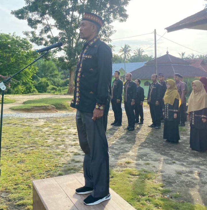 Jelang Hardiknas, SMK Negeri 1 Gunung Meriah Gelar Bakti Sosial